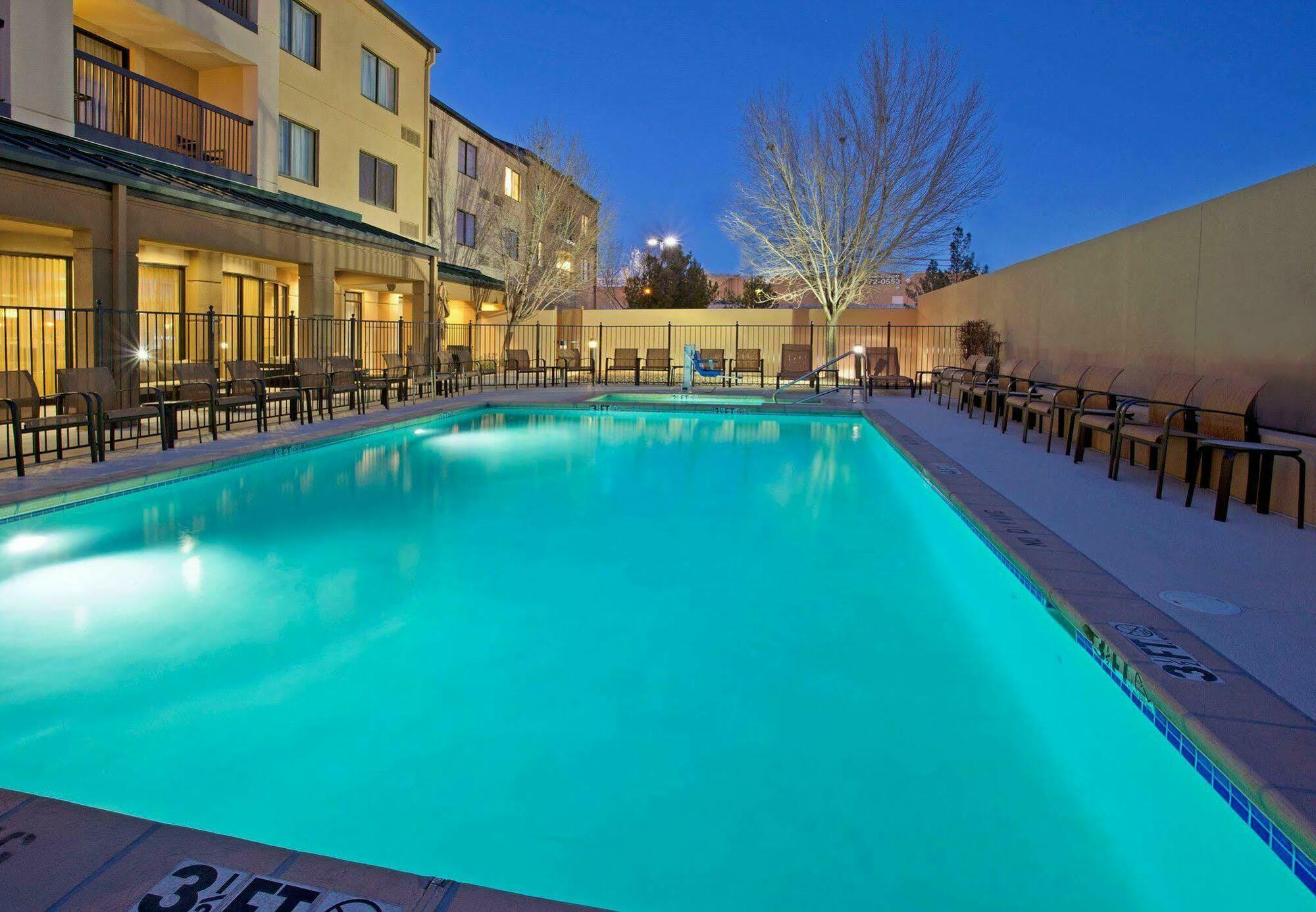 Hotel Courtyard El Paso Airport Esterno foto